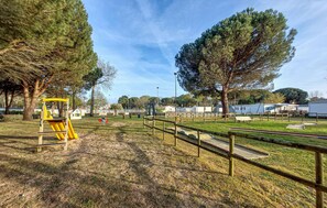 Children’s area - Lovely (sta)caravan in La Tremblade (La Tremblade)