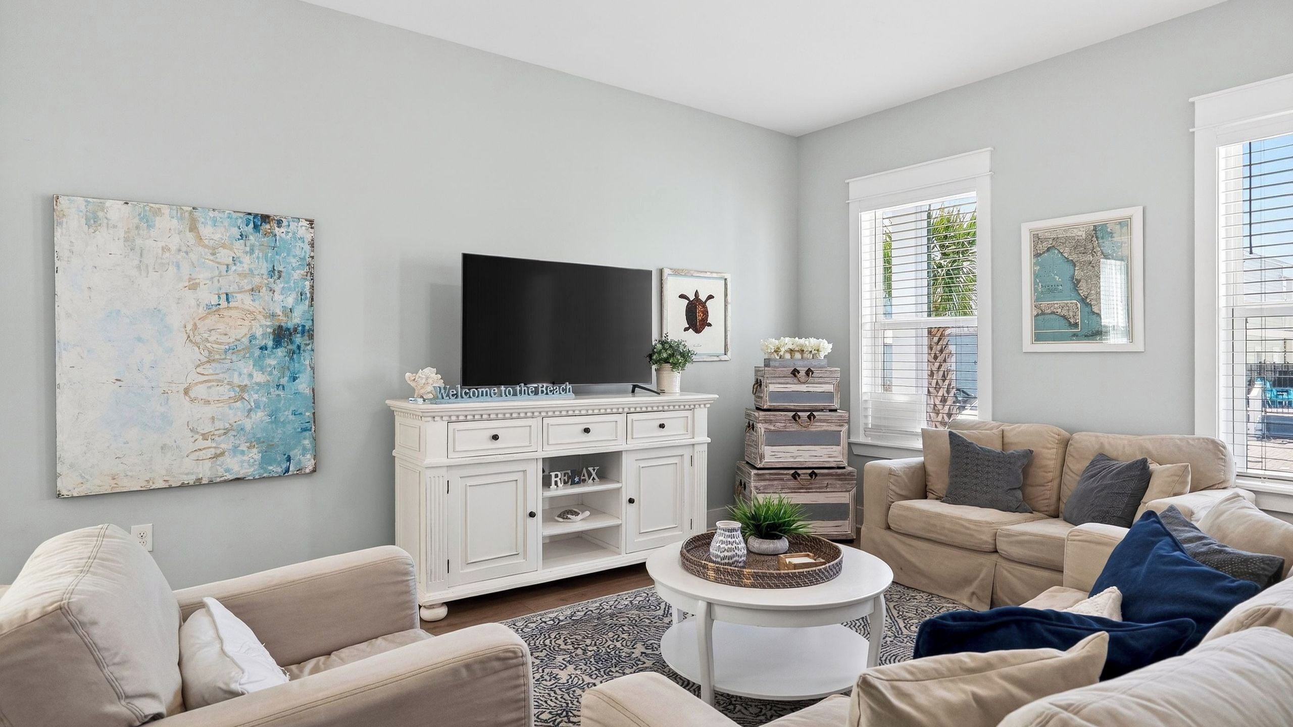 House (4 Bedrooms) | Front of property