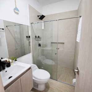 Apartment, 1 Bedroom, Accessible, Lake View | Bathroom - Ocean View and Direct Beach in Pozos Colorados (Santa Marta)