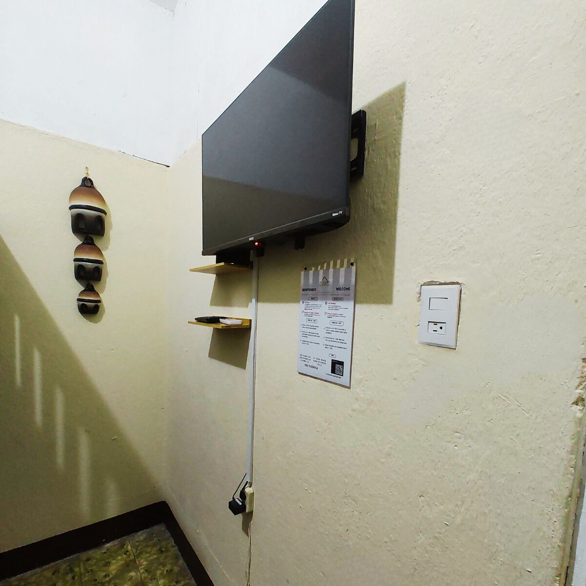 Dormitorio compartido económico | Interior