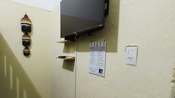 Dormitorio compartido económico | Interior