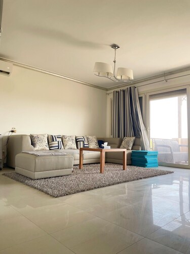 Nivera Signature Villa Stunning View in AinBay