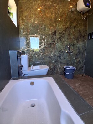 ห้องน้ำ