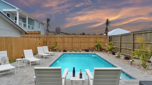 Coral Cove by Avantstay Private Pool + Patio Near Panama City Beach