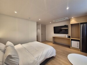 Deluxe Double Room, City View - Mokpo Place Hotel (Mokpo)