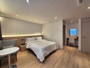 Deluxe Double Room, City View - Mokpo Place Hotel (Mokpo)