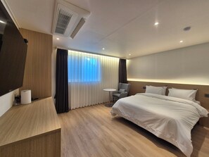 Deluxe Double Room, City View - Mokpo Place Hotel (Mokpo)