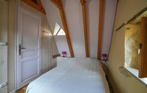 3 chambres, fer et planche à repasser, Wi-Fi gratuit
