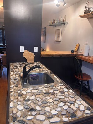 Interior - One-of-a-Kind Artistic Retreat - Walk to Beach, Park, Golf, Restaurants & Bars (South Milwaukee)