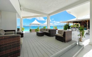 Terrace/patio - Tranquil Shores - Resort, Sapphire Beach 10' from 1st Floor Patio Oceanside Pool (St Thomas)