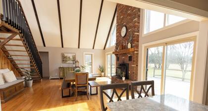 3min to All Star Village, Barn, Hot Tub, Sauna, Cold Plunge 4BD4BA on 9.7 Acres