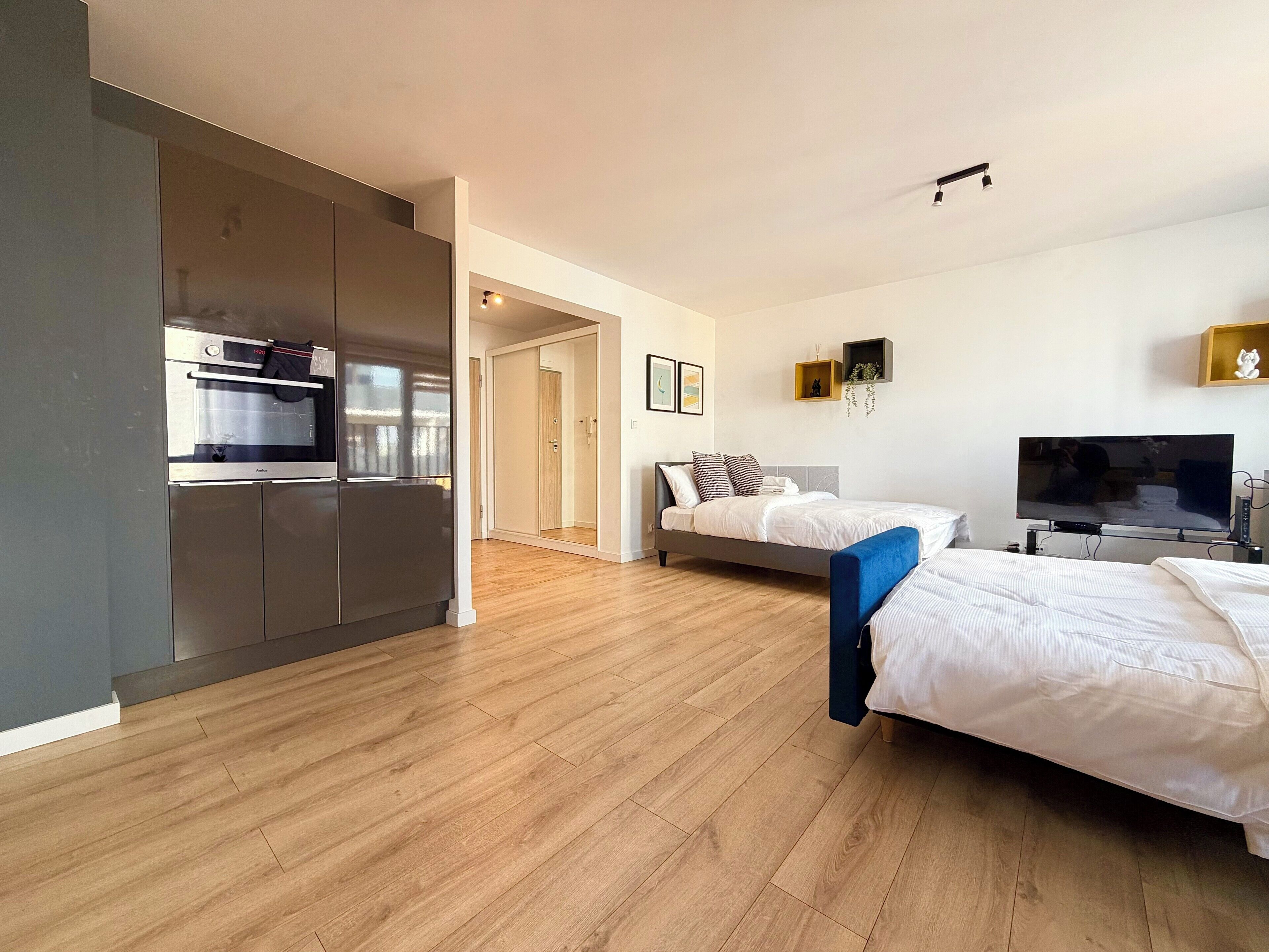 1 slaapkamer, een strijkplank/strijkijzer, wifi, beddengoed