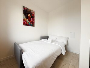 Iron/ironing board, WiFi, bed sheets - Rychtalska Cozy Comfort Studio (Wrocław)