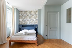 2 habitaciones, tabla de planchar con plancha y wifi gratis 