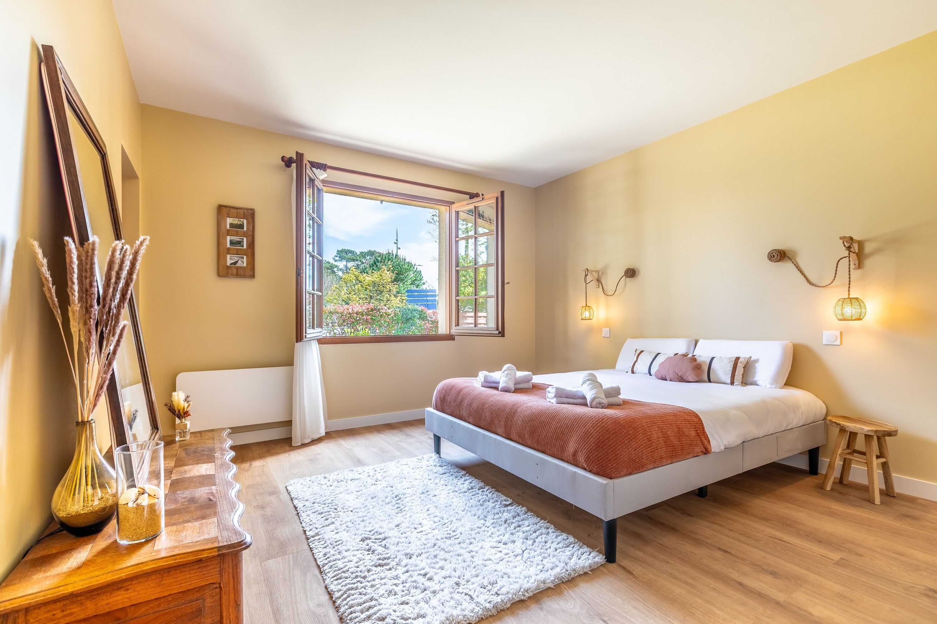 4 chambres, Wi-Fi gratuit, draps fournis