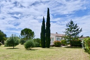 Property grounds - La Maison du Néflier - Avec Piscine Privée (Tavernes)