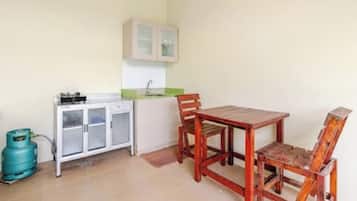 Signature Bungalow, Ocean View, Beachside | Private kitchen