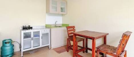 Signature Bungalow, Ocean View, Beachside | Private kitchen