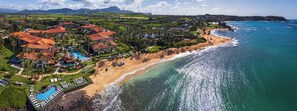 Beach - 𝐅𝐢𝐧𝐝𝐢𝐧𝐠 𝐌𝐞𝐢𝐥𝐢: Beautiful Beachfront Waiohai Club Resort + Amenities (Koloa)