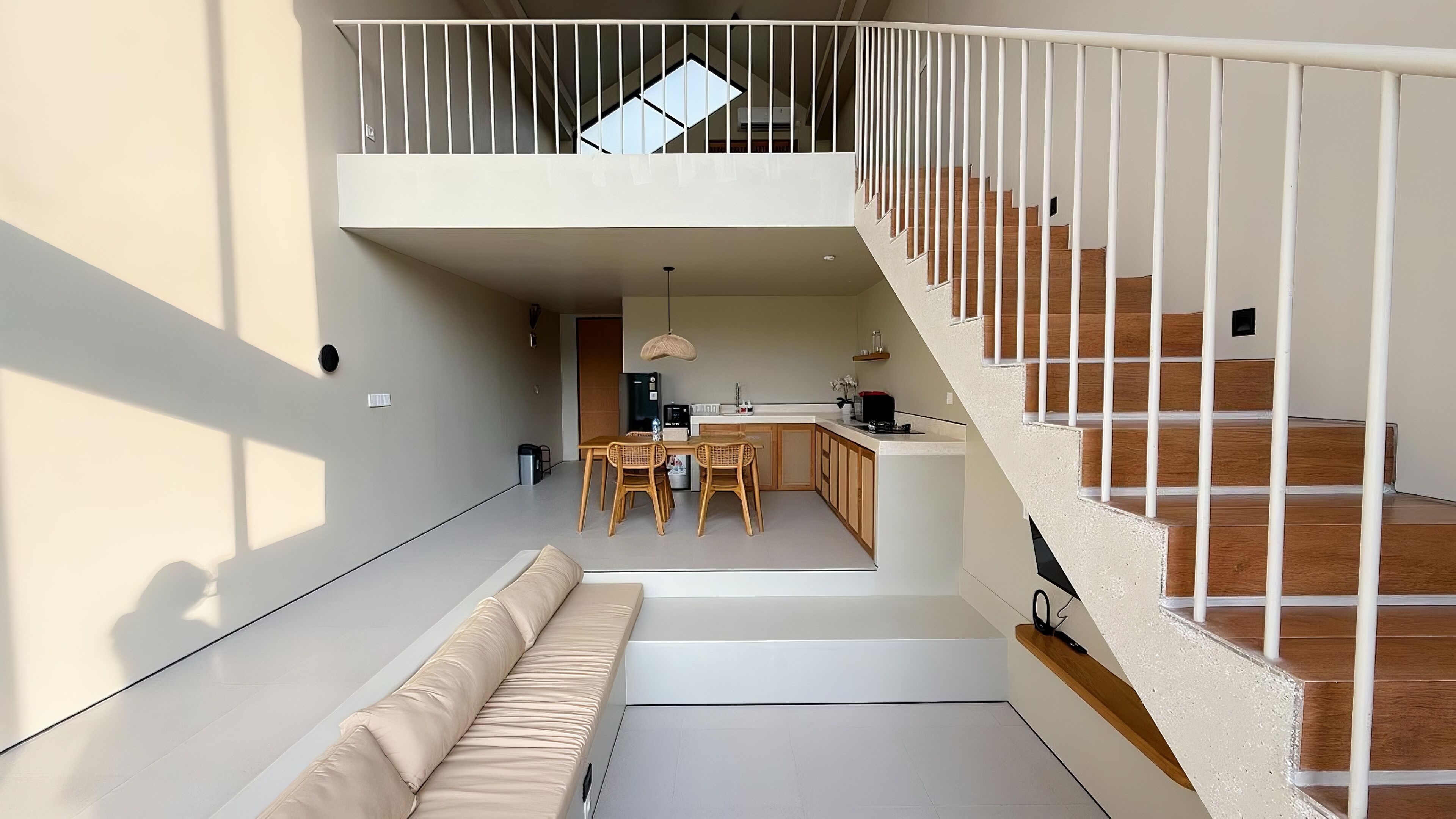 Basic-Villa, Blick auf den Innenhof | Innenbereich