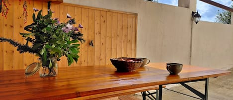Outdoor dining