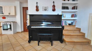 Interior - La Rondinara - Two Bedroom Apartment, Sleeps 5 (Olmedo)