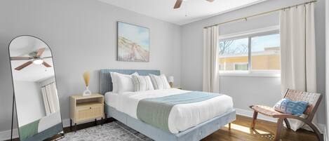 4 habitaciones, tabla de planchar con plancha y cuna de viaje