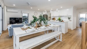 Dining - Coastal Pearl - stunning new 4 bedroom home,  Beach 200m stroll, Air conditioned, pet friendly (Agnes Water)