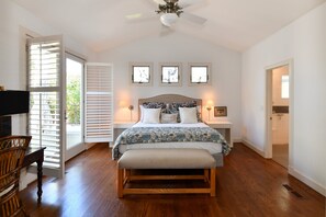 3 Schlafzimmer, Schreibtisch, Bügeleisen/Bügelbrett, kostenloses WLAN