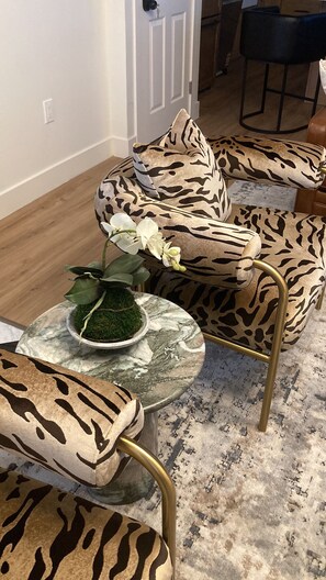 Interior - The Haven:  Upscale 3BR DC Retreat for Intimate Stays & Gatherings (Washington)