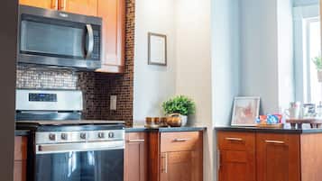 Studio Suite | Private kitchen