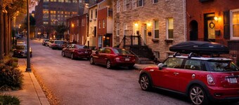 Amazing Townhouse-Heart of Little Italy