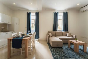 House | 1 bedroom - Charming Bormla Stay Terrace BBQ Pool Table (Cospicua)