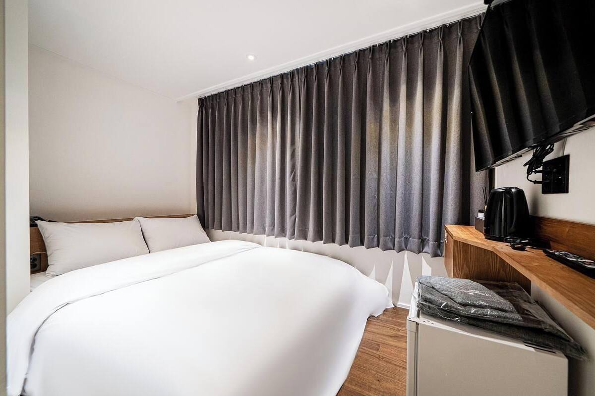 Basic Double Room Single Use