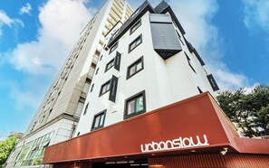 Exterior - Hotel The Castle Jamsilsaenae (Seoul)