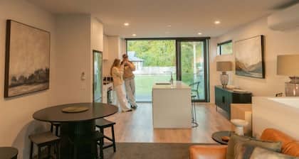 Spacious | Convenient | Relaxed - KK67718