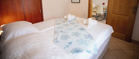 1 Schlafzimmer, kostenloses WLAN, BettwÀsche