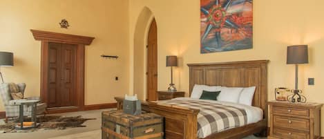 Luxury Single Room, Balcony, Valley View | Desk, free WiFi