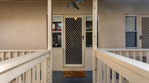 Exterior detail - No 11 The Smugglers Inn (Victor Harbor)