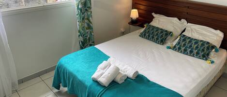 3 Schlafzimmer, Bügeleisen/Bügelbrett, Reisekinderbett, WLAN
