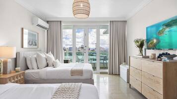 Superior Studio, Balcony, Lagoon View