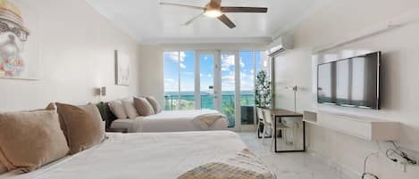 Superior Studio, Balcony, Lagoon View | Iron/ironing board, free WiFi