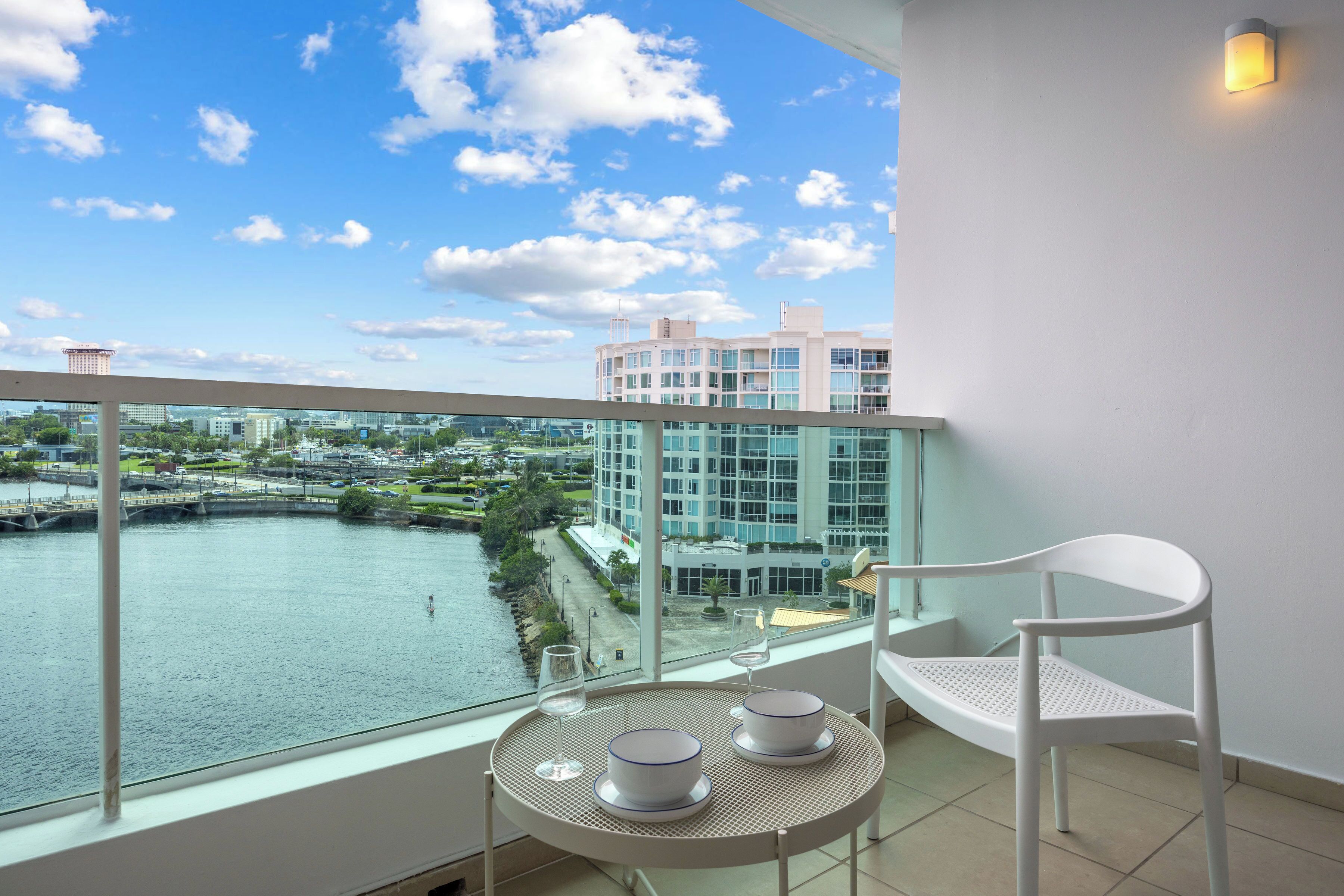 Deluxe Studio, Balcony, Lagoon View | Outdoor dining