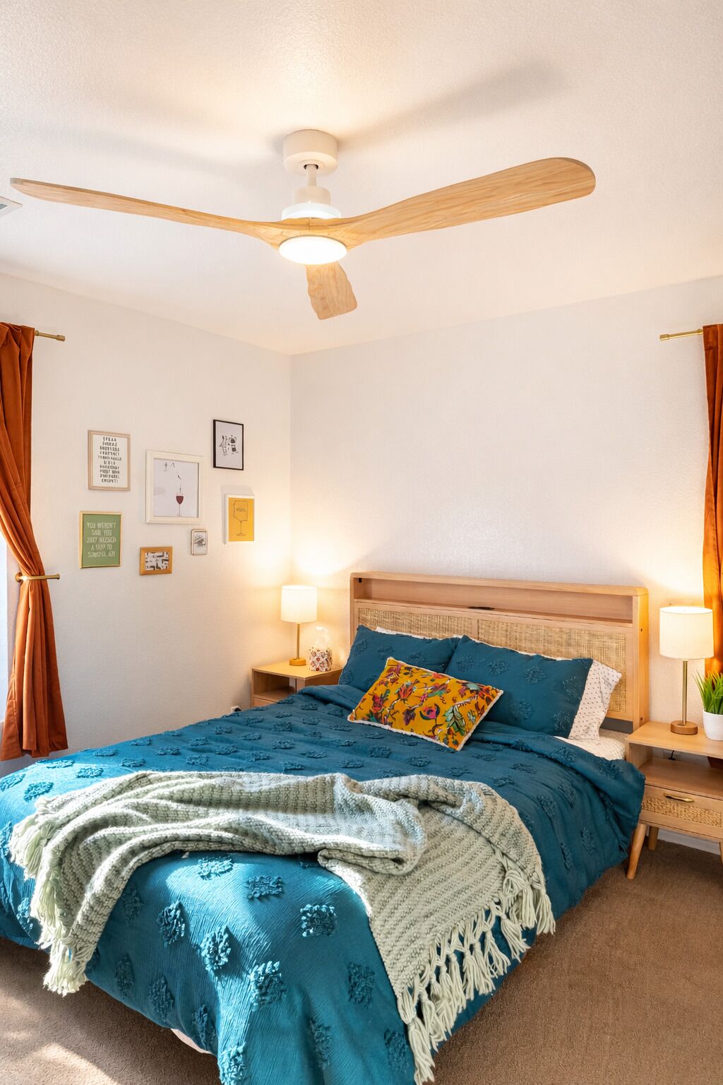 3 bedrooms, desk, iron/ironing board, travel crib