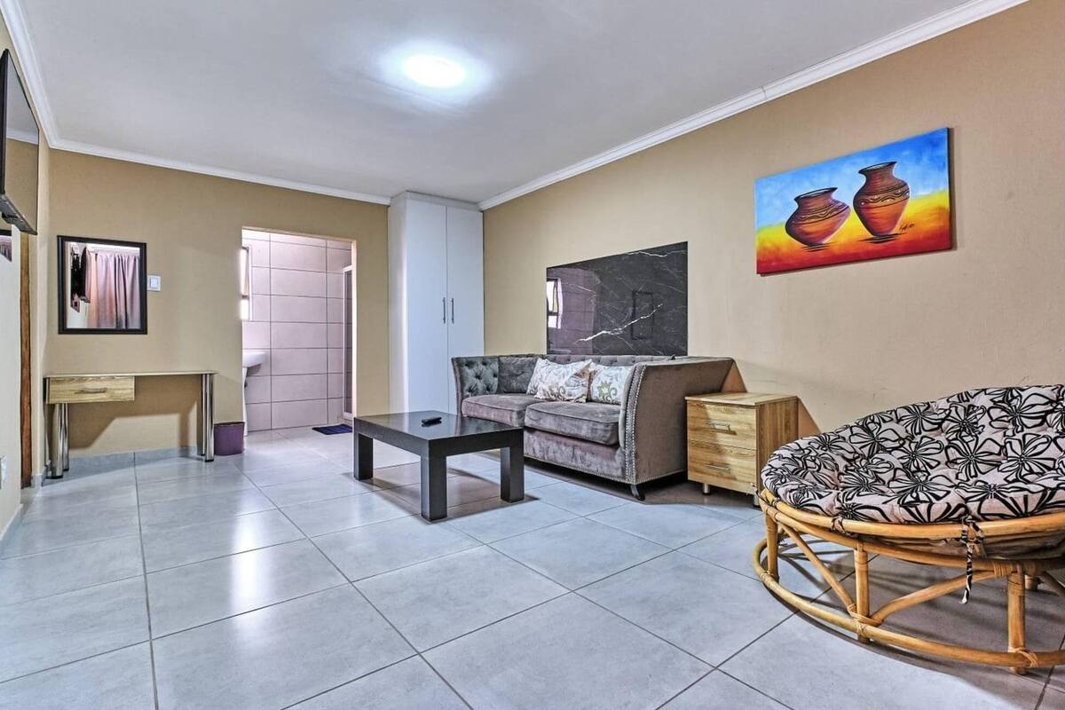 Zimmer, Mehrere Schlafzimmer, Raucher, Kamin | Wohnzimmer