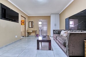 Room, Multiple Bedrooms, Smoking, Fireplace | Living room - Room-45 On Westmoreland Luxury Guest Hou (Johannesburg)