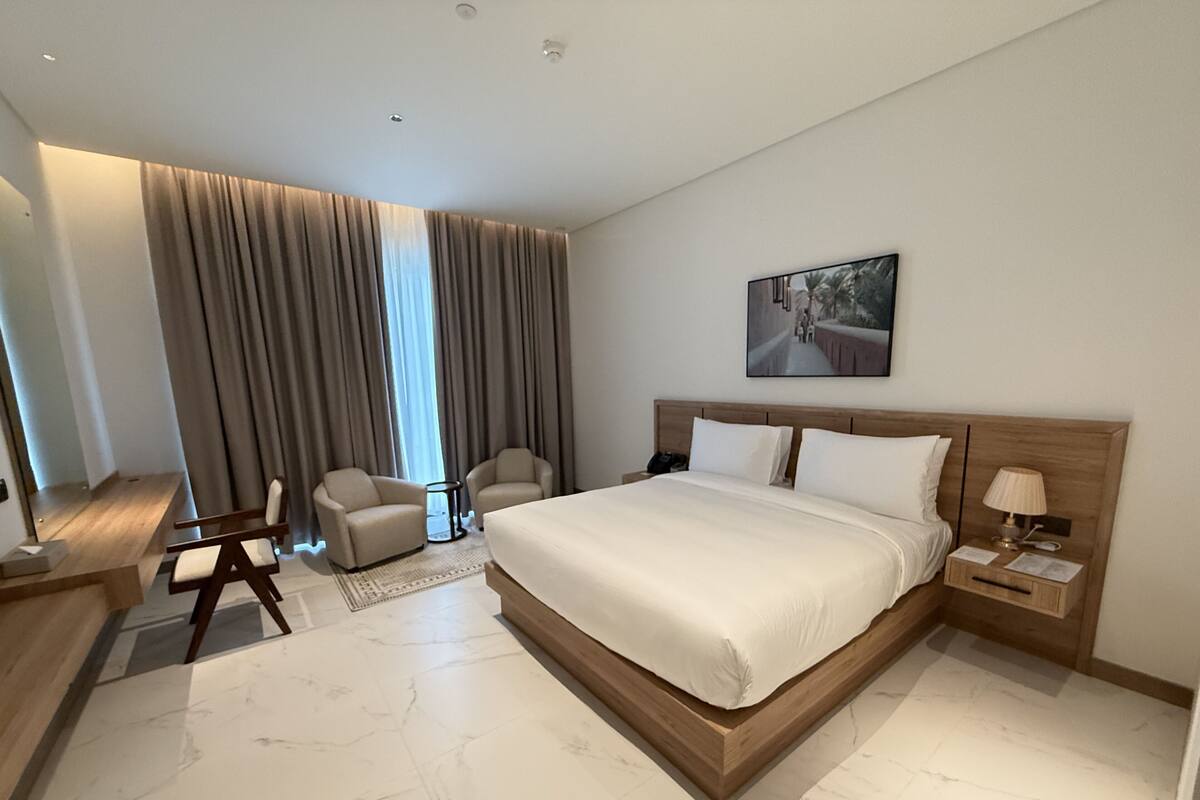 Superior King Room | Premium bedding, Select Comfort beds, minibar, in-room safe