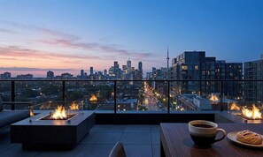 Quarto quádruplo clássico | Opções para refeição ao ar livre