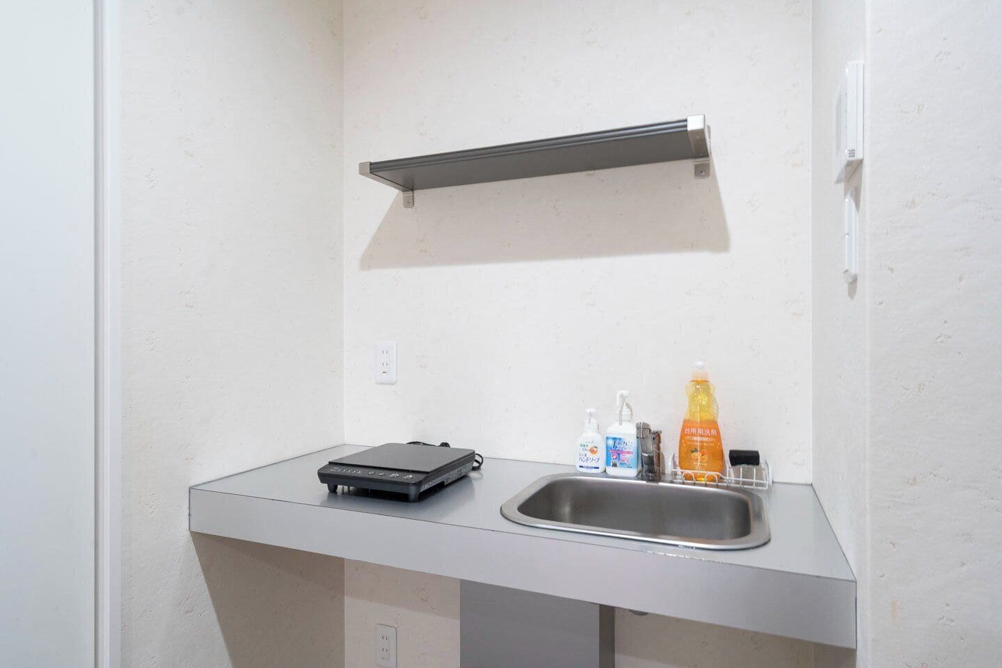 Apartment(e02), Non Smoking | Private kitchen | Fridge, microwave, stovetop, rice cooker