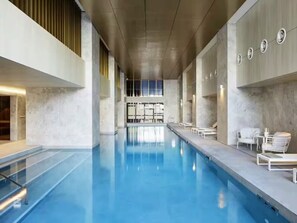 Pool - 2BR Luxury Black Accented CBD Retreat | Pool + Gym (Melbourne)
